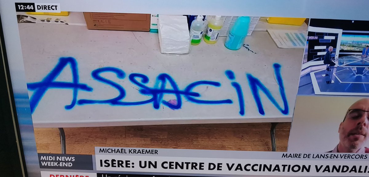 Dorotisha34's tweet photo. Ils ont retrouvé le coupable 
#antivax #covid19 #omar #omarmatué #novax #isère #lensenvercors #vandalisme #vaccin #Passanitaire https://t.co/DkXELBZZJY