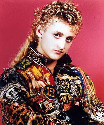 Happy Birthday to Alex Winter. You may remember him from such films as The Lost Boys & The Bill and Ted movies. 