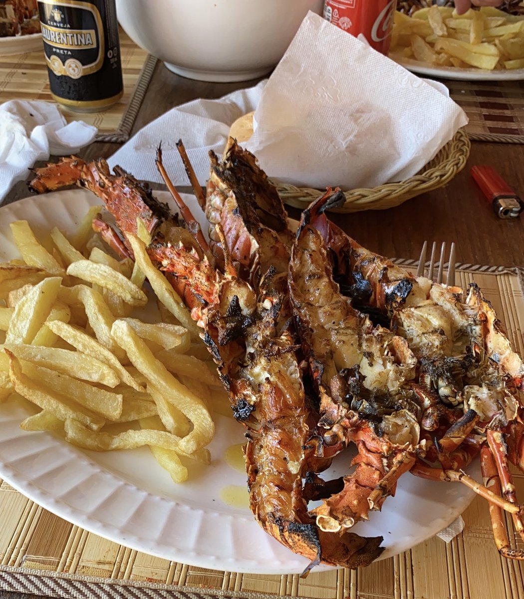 BrunoDoutore's tweet photo. Bicho local grelhado

#praiadaschocas #chocas #nampula #nacala #mocambique #mozambique https://t.co/nhWp2ROdqg