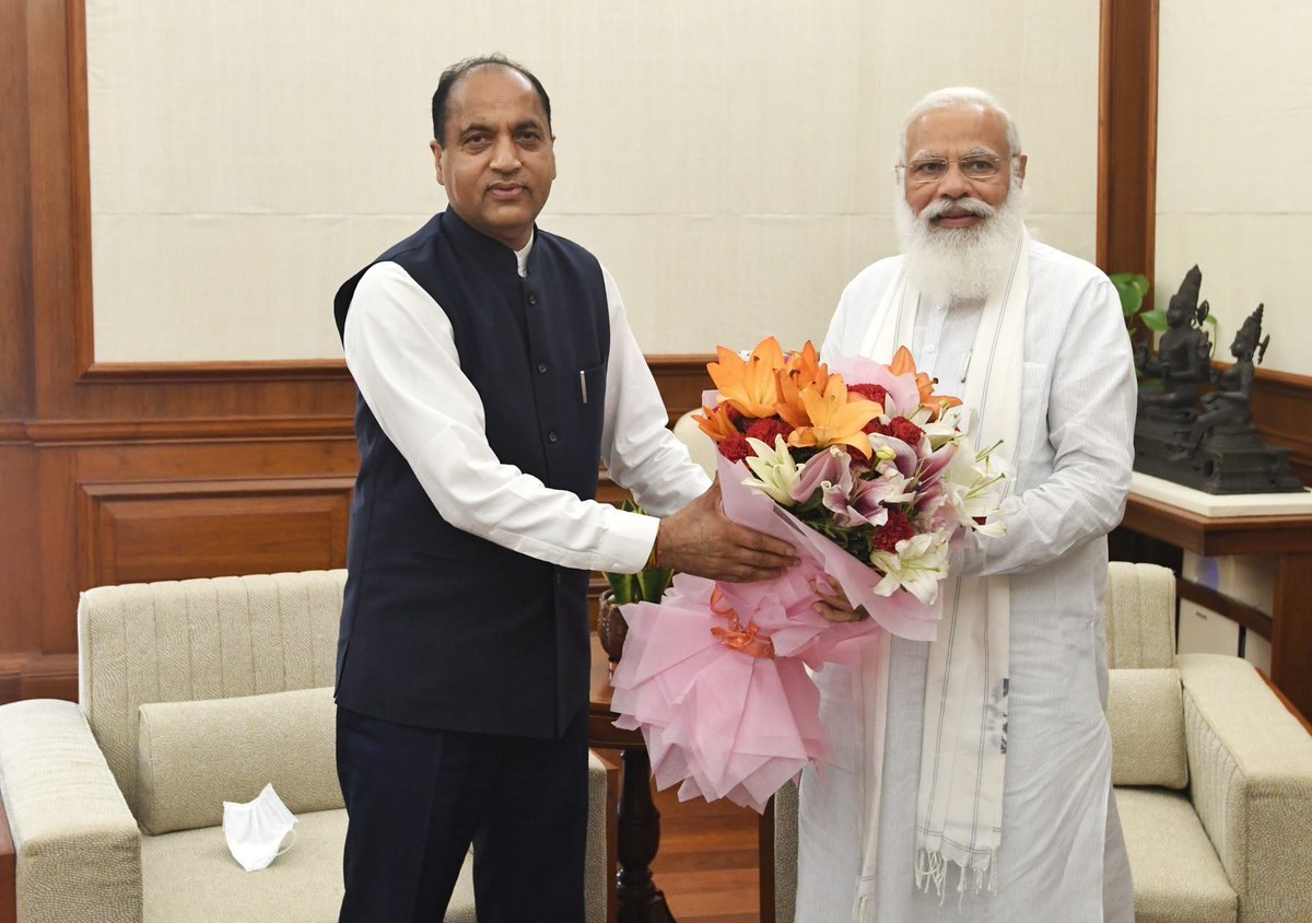 PMOIndia's tweet photo. Shri @jairamthakurbjp, Chief Minister of Himachal Pradesh called on PM @narendramodi. @CMOFFICEHP https://t.co/b6l9GbvVb7