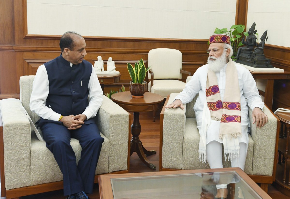 PMOIndia's tweet photo. Shri @jairamthakurbjp, Chief Minister of Himachal Pradesh called on PM @narendramodi. @CMOFFICEHP https://t.co/b6l9GbvVb7