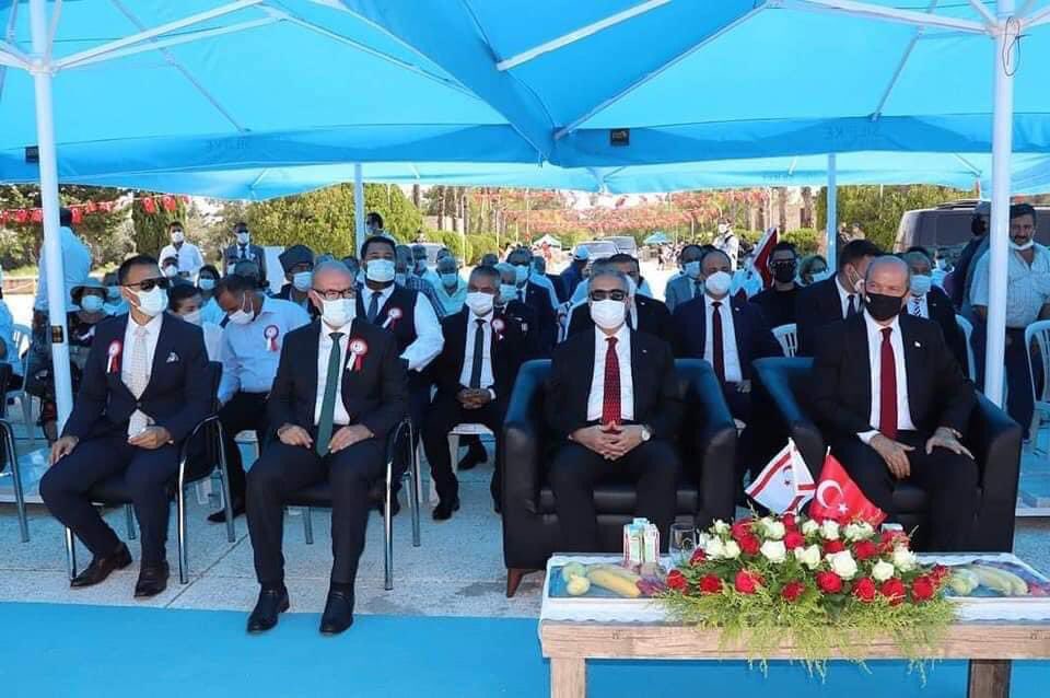 KKTC Cumhurbaşkanı Sn. Ersin TATAR Bey’e, daha evvel danışmanları aracılığı ile ilettiğim;

“KKTC ve Silifke Arasındaki Kültürel ve Ekonomik İşbirliği İmkanları” 

konulu projelerimi, başbaşa bir görüşmede, arz etme fırsatı verdiği için, 
@ersinrtatar ‘a çok teşekkür ediyorum.