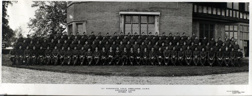 Ken54027251's tweet photo. OTD 1942: the 2nd @airbornemedics parachute unit was raised. 127 Parachute Field Ambulance formed to provide medical support to 2 Para Bde, 1 AB Div. 

They saw service in N. Africa, Italy, then as part of the now independent 2 Para Bde in France and Greece. 
@AirborneMedSoc https://t.co/kxegBd0ft2