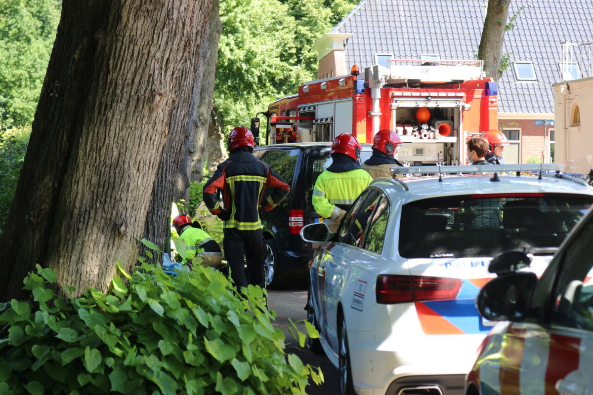 Bestuurder aangehouden na ongeval in Slochteren - #Groningen