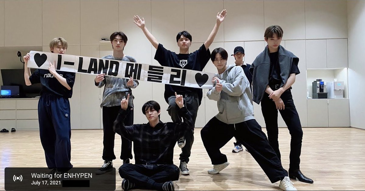 JAY__peru's tweet photo. En el live de hoy los chicos estaban bailando canciones de I - land 😭❤️ https://t.co/p1zWrkXDpW