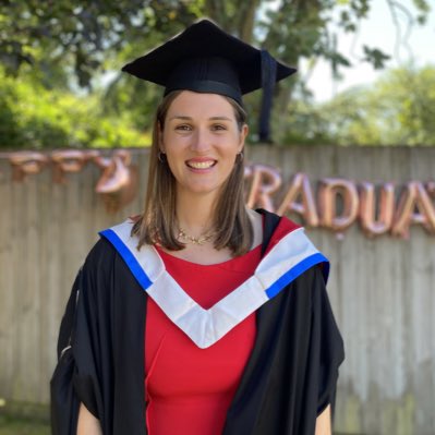 6 years of Uni followed by a garden graduation, I’m officially Dr James👩‍⚕️  #NewProfilePic