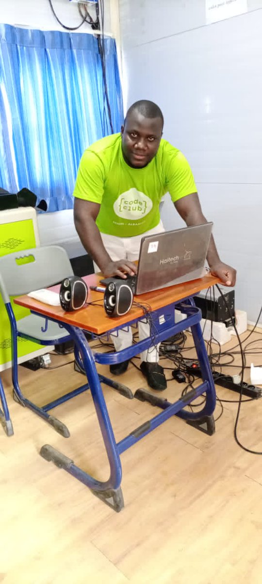 KpatindeMathias's tweet image. Merci à Impalabridge et aux ports de Cotonou et d&apos;Anvers pour cette initiation à techno-pédagogie dans le carde de la journée d&apos;innovation pédagogique par le numérique ayant lieu Bénin grâce au Code Club Bénin Albarika. #Port_De_cotonou #ImpalaEdTech @ImpalaBridge @edulab_techno