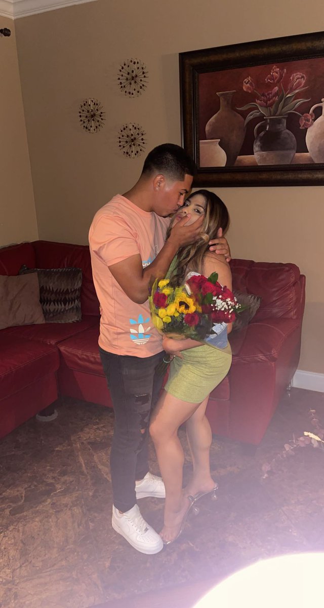 ChealseaFerrera's tweet image. Truly blessed, 3 years strong 🤞