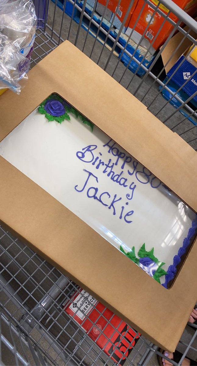 carrmomma's tweet photo. @SamsClub today is my momma’s 80th birthday party.  We trusted y’all with making a beautiful cake for her and this is what we got.
A cake to serve 100 people that looks like a two year old wrote it. https://t.co/dNkgB9IRs4