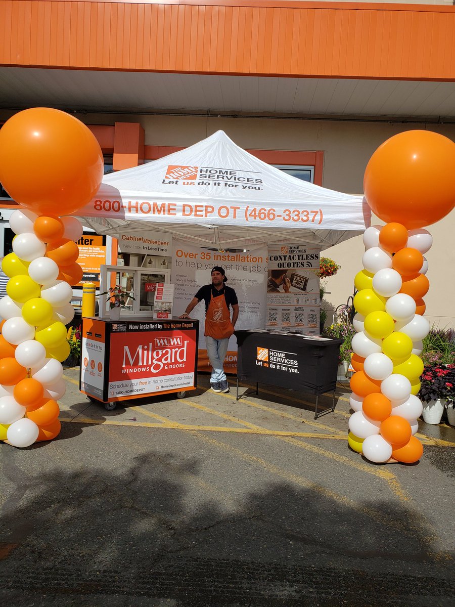 New windows increase the value of your home, save money on heating/cooling and make your home more comfortable. Jesse is out letting people know we can do it for you when it comes to new windows! #westinthehouse #install #services <a href="/TimGudasTHD/">Tim Gudas</a> <a href="/bdarrinTHD/">Blake Darrin</a> @Ken_D19DM <a href="/RealJayPeee/">Jon Peters</a>