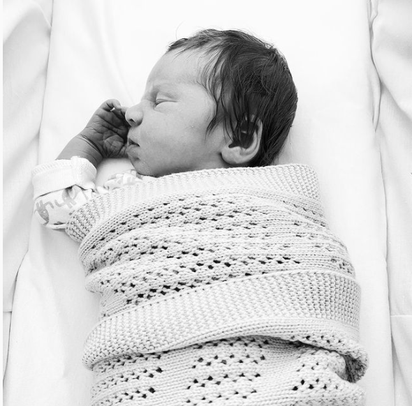 Grub Club Events (@grubclub_events) on Twitter photo We are absolutely delighted that the co-founder of Grub club, Kelly and her partner Lee are celebrating the birth of Edie, we are beyond delighted for them all. ❤️ @TheChiefCheese <a href="/leeallisonphoto/">Lee Allison</a> We are absolutely delighted that the co-founder of Grub club, Kelly and her partner Lee are celebrating the birth of Edie, we are beyond delighted for them all. ❤️ @TheChiefCheese <a href="/leeallisonphoto/">Lee Allison</a>