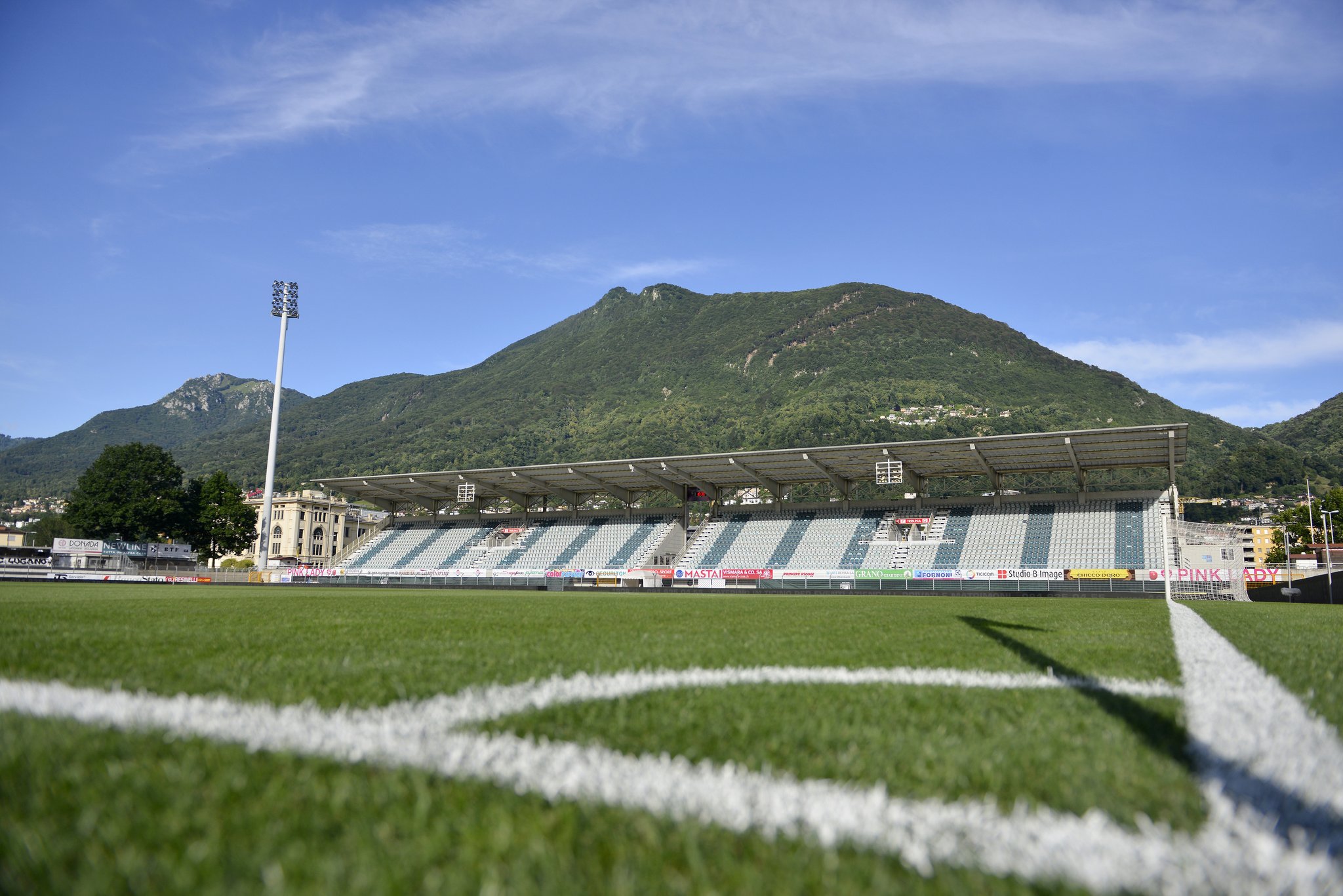 Stadio di Cornaredo - Wikipedia