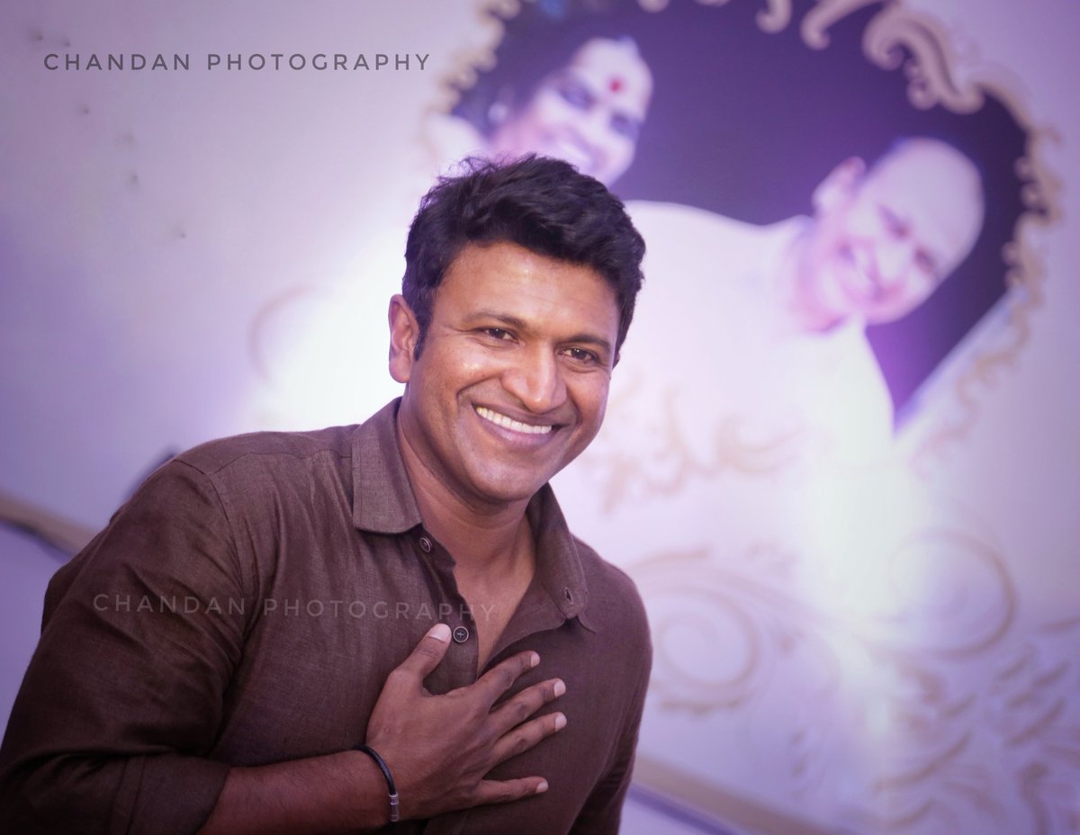 PowerGroupsMys's tweet photo. Every Actors Has Their Own Stardom and Fanbase But it Comes to Respect and Mannerism Not Everyone Is Puneeth Rajkumar
Probably The Only Actor Without a Single Blackmark On His Entire Career
#PowerStar #PuneethRajKumar #Appu #PowerInU #simplicityking #PowerGroupsMysore https://t.co/Ct5ylaKy3L