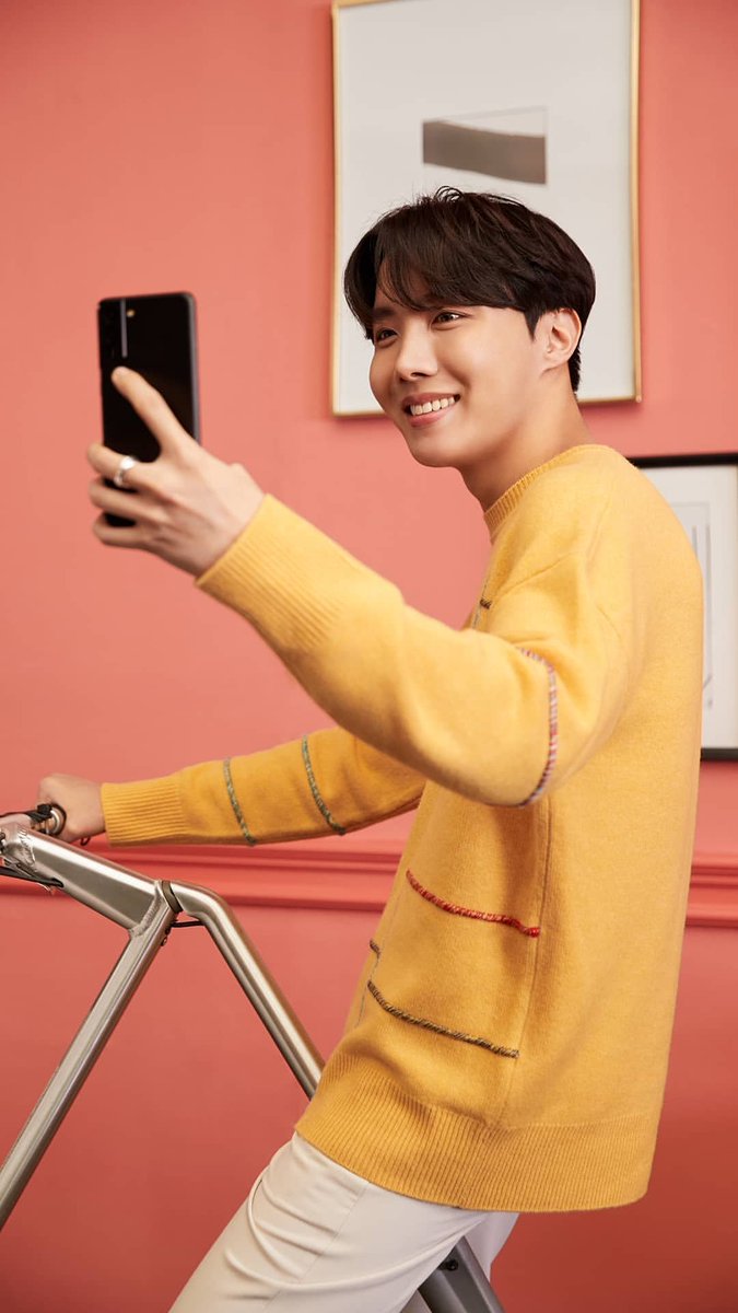 jimintoday__'s tweet photo. 삼성 모바일 인스타스토리(1) 
#BTSxSAMSUNG #BTS @BTS_twt https://t.co/shNRjE3EpO