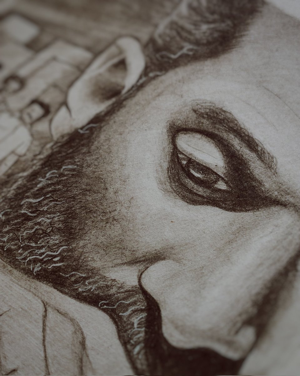 justvara_'s tweet photo. So I did a Handmade poster for #malikmovie. This one took about a day for me to finish. Started right after watching this epic classic! #FahadhFaasil #MaheshNarayanan #MalikOnPrime https://t.co/lLk1mdpUPz