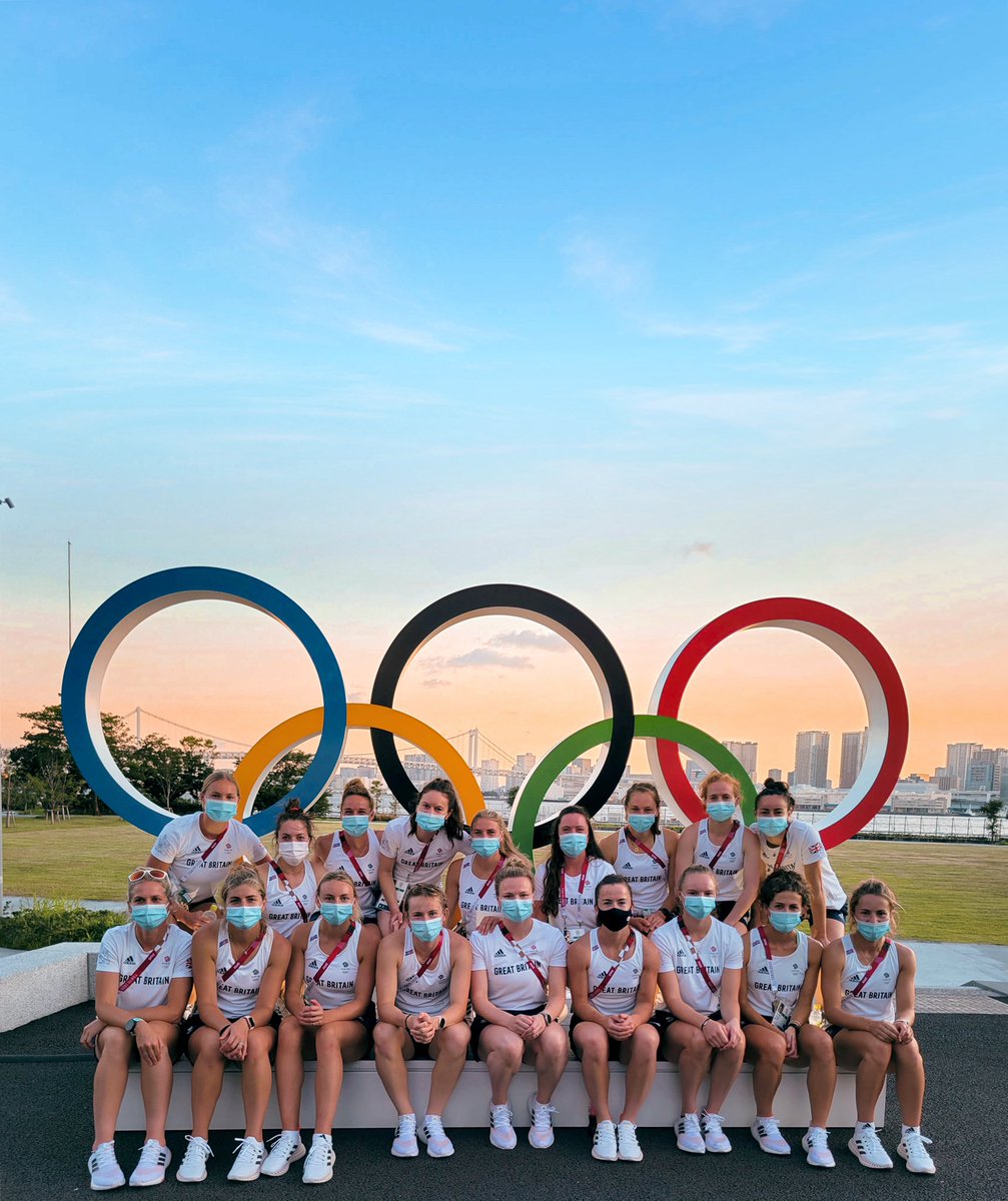 A lot of love 🇯🇵❤️ 

#tokyo2020 @teamgb <a href="/GBHockey/">Great Britain Hockey</a>