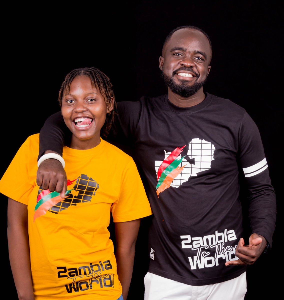 HouseOfLin's tweet photo. Hurray.
@HildahKanjere_ and @iamkapumo have won the first two t.shirts.
One more to give away.
Who is going to be the lucky winner?
All you gotta do is retweet this thread with the following:
1. #ZTTW
2. #HouseOfLin
3.What colour you like
4.Which frame you like from the mockup https://t.co/VZddYtxx6g