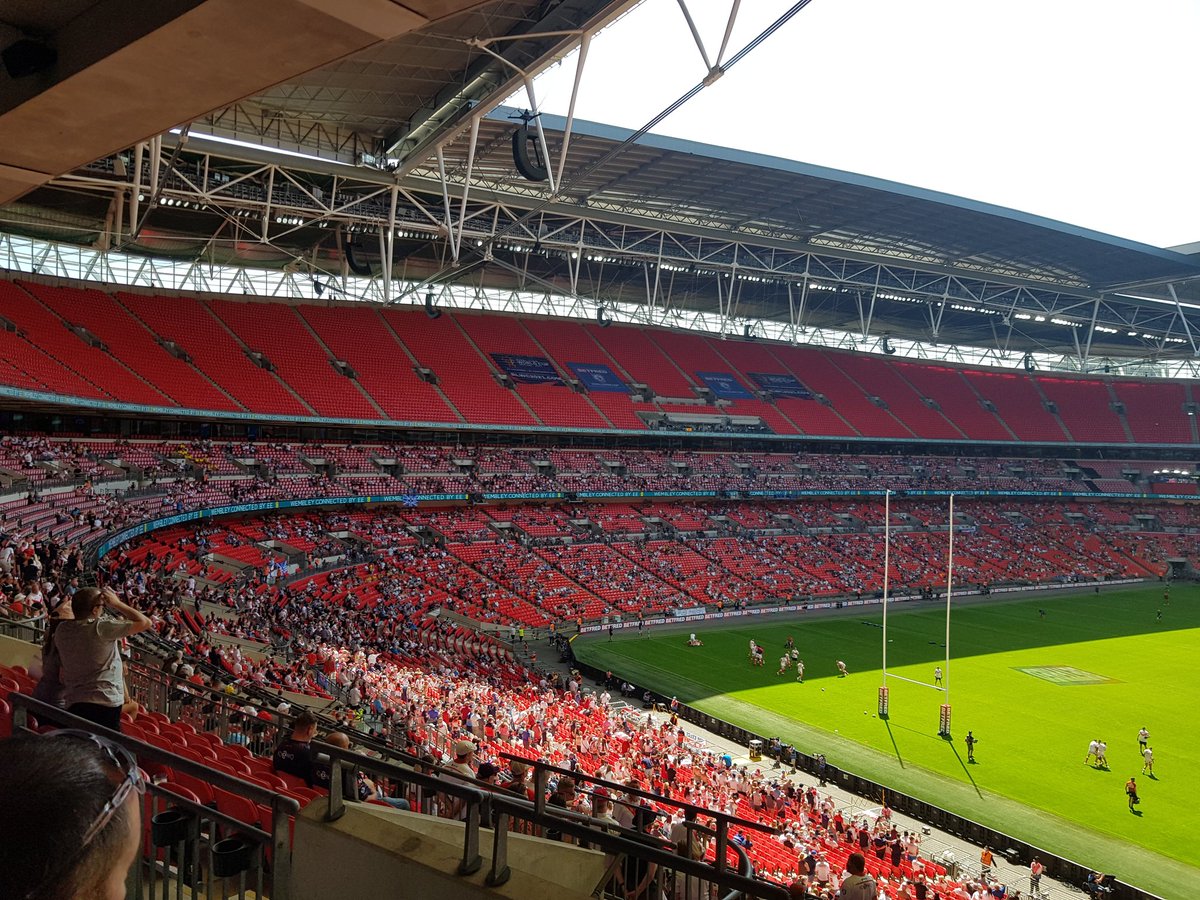Social distancing at a test event  #challengecupfinal yet huge area of #wembleystadium left vacant reducing the chance of social distancing. Bonkers!