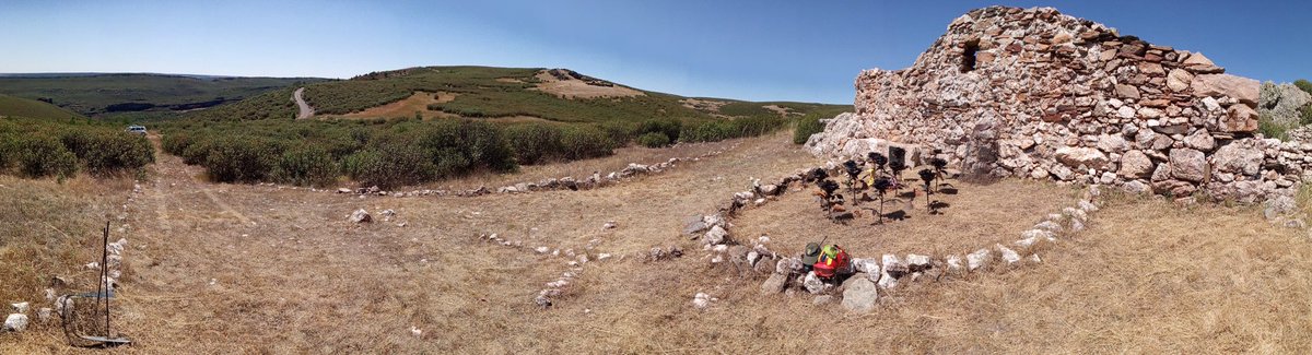 <a href="/luisdbaute_/">Luis  Baute</a> @EQUOCLM <a href="/JCarlosTorres69/">J.C.Torres</a> <a href="/Forestales_CCOO/">FORESTALES DE CCOO</a> <a href="/BomberosCCOO/">𝗕𝗢𝗠𝗕𝗘𝗥𝗢𝗦 𝗬 𝗕𝗢𝗠𝗕𝗘𝗥𝗔𝗦 𝗖𝗖𝗢𝗢</a> <a href="/AT_Brif/">ATBRIF</a> <a href="/adilolli/">Alberto Di Lolli 🥘</a> <a href="/conde_suarez/">Raúl Conde</a> <a href="/Batallont15/">Batallón T-15</a> @RibaDeSaelices <a href="/AytoRiba/">Ayto.RibaDeSaelices</a> <a href="/GeoparqueMolina/">GeoparqueMolina</a> <a href="/CCOOGeacam/">CCOO GEACAM #SalarioOConflicto</a> <a href="/AEAFMA/">Asociación🇪🇦Agentes Medioambientales</a> <a href="/APAMCLM/">🚔🌳Asoc. Agentes Medioambientales CLM</a> <a href="/ugtclm/">UGT Castilla-La Mancha</a> <a href="/UGT_Comunica/">UGT</a> <a href="/CSIF_forestales/">CSIF MEDIO AMBIENTE</a> <a href="/julia_otero/">Julia Otero</a> <a href="/MariaMonteroTFE/">Maria Montero</a> <a href="/esguadalajara/">Guadalajara España</a> <a href="/JL_escudero/">José Luis Escudero</a> <a href="/gobjccm/">Gobierno de Castilla-La Mancha</a> <a href="/DGobiernoCLM/">Delegación del Gobierno en CLM</a> <a href="/ftierraseca/">Francho TIERRASECA</a> <a href="/UMEgob/">UME</a> <a href="/eroblesg1972/">Eusebio Robles (Use)</a> <a href="/InfoEmerg/">InfoEmergencias</a> <a href="/CEISGuadalajara/">CEIS Guadalajara</a> <a href="/dipuguadalajara/">Diputación de Guadalajara</a> <a href="/MolinaDeAragon/">Molina de Aragón</a> <a href="/AAMM_JCCM/">Agentes Medioambientales CLM</a> <a href="/AsociacinAmint1/">Asociación AMINTA</a> <a href="/DSostenibleCLM/">Desarrollo Sostenible CLM</a> <a href="/marchan_morales/">Fernando Marchán Morales</a> <a href="/flxromeroc/">Felix Romero Cañizares</a> <a href="/anaterolp/">Ana Terol Palencia</a> <a href="/EcoToledo/">EcologistasToledo</a> <a href="/RdgonzalezLucha/">Ramón</a> <a href="/laOtraGu/">La Otra Guadalajara</a> <a href="/PardoSalud/">Óscar Pardo dl Salud</a> <a href="/Pilar_Cuevas/">Pilar_Cuevas</a> #XVIAniversarioLaRiba

Que el paso del tiempo no nos haga olvidar la tragedia que sucedió en este lugar donde ahora crecen las jaras y, se perdieron 11 vidas en el #IFLaRiba🔥

💔 #𝗦𝗶𝗲𝗺𝗽𝗿𝗲EnNuestraMemoria

🌹🌹🌹🌹🌹🌹🌹🌹🌹🌹🌹