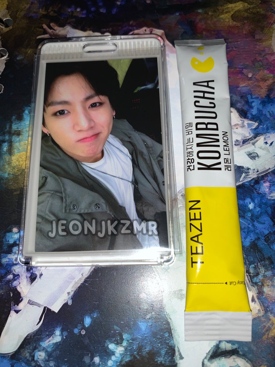 JEONJKZMR's tweet photo. Thank you so much @olaitsklara_ 🥺 sobrang nakaka stress talaga j&t 🥲 kala nag travel na si jk kasi isang linggo na di pa gumagalaw yung tracker 😭 buti nalang tumawag ako and then nandito na siyaaaaaa <3 Super pretty packaging 🥺 Thank you sa kombucha! Hehehe
#OIKFeedbacks https://t.co/aRpQ1AhDwR