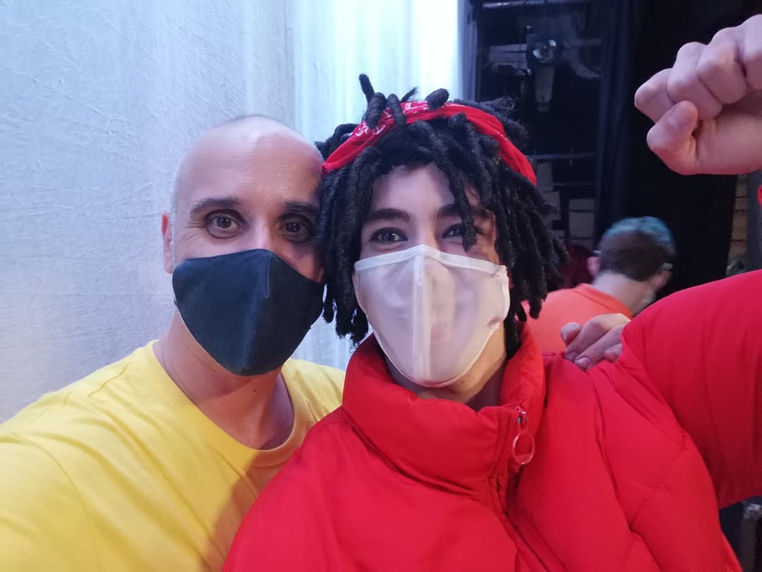 lluissalagarcia's tweet photo. Els #cracksdeldia #versioexpres . Uns autèntics herois i heroïnes que #usmenjoapetons #BOBesponjaelmusical #promo21 #demames https://t.co/6J4XCzBdea