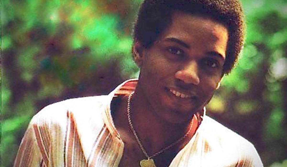   Happy Heavenly Birthday Damon Harris!  C]B)          