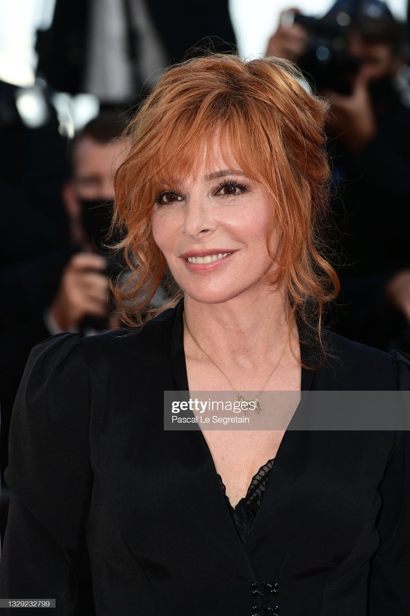 Je fond 😍🥰#mylenefarmer #FestivalDeCannes2021