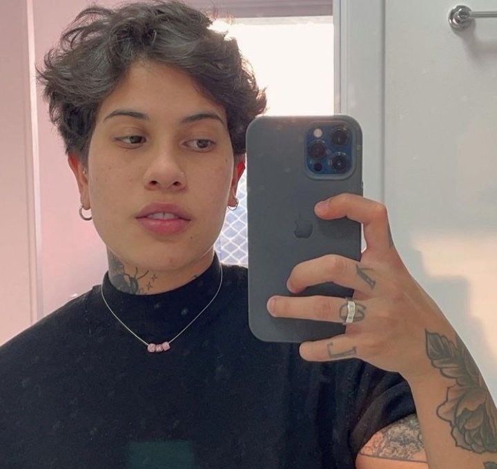 Iris 🦋 loquinha tweet media