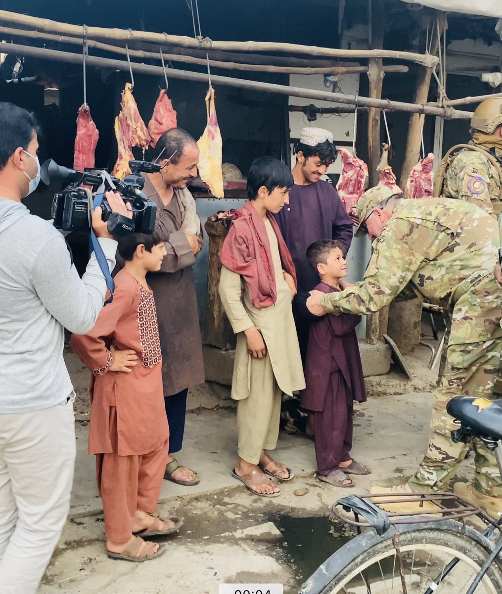 GenAbdulRahman1's tweet photo. کندهاري ولس ته ‌‌‌‌‌‌ډا‌‌‌‌‌‌ډ ورکوو چې په هر قیمت وي د کندهار ساتنه کوو. نن ورځ مو هم ‌‌‌‌‌‌ډير ترهګر جهنم ته واستول.

نن ماښام، https://t.co/PR5zJdgdzS