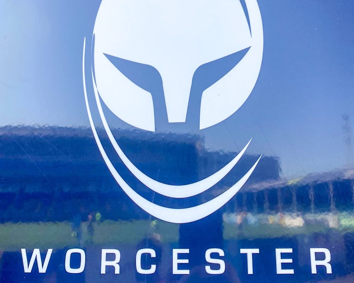 7sReferee's tweet photo. Absolutely brilliant action all day here at Sixways 7s! 

It's such a great experience to referee here at the home of @WorcsWarriors

#rugby #rugby7 #rugbyreferee #rugbylife #tournament #referee #sevens #7s #axiwi #international #kitworld #mako #Sixways
#WorcesterWarriors https://t.co/k1GgJhdDr3