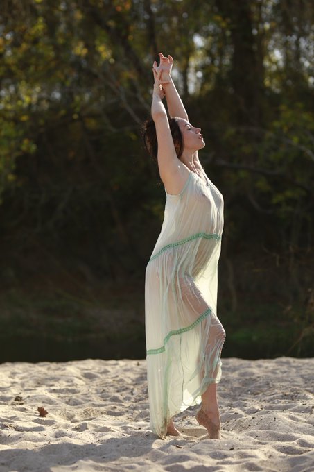 Summer love https://t.co/BqVSfveEXQ<a href="/tag/fitnessmodel"class="tags"><span>#fitnessmodel</span></a><a href="/tag/model"class="tags"><span>#model</span></a><a href="/tag/yoga"class="tags"><span>#yoga</span></a><a href="/tag/selenagomez"class="tags"><span>#selenagomez</span></a><a href="/tag/trending"class="tags"><span>#trending</span></a>