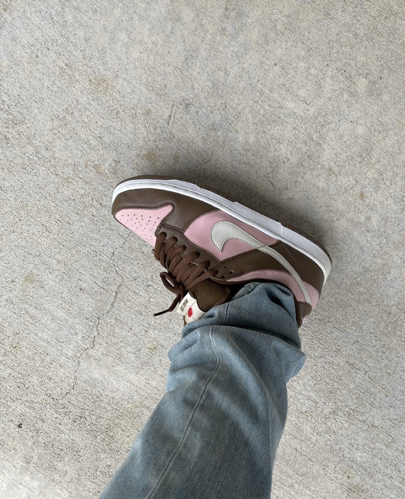 MattyDonuts's tweet photo. @J23app Size 11 who want em? https://t.co/AMowAuAfHG