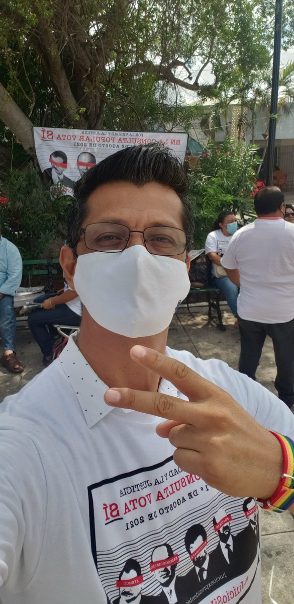 AlfredoCandiani's tweet photo. Promoviendo la participación de la ciudadanía para que participen este 1ro de agosto en la consulta popular de Juicio a Expresidentes. 
#JuicioSíImpunidadNo https://t.co/JCkRLsuaVM
