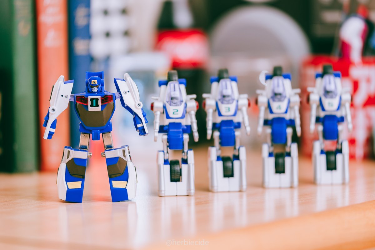 herbiecide's tweet image. Hyper Police Robo :D

#machineroborescue #machinerobo #toy #toyphotography