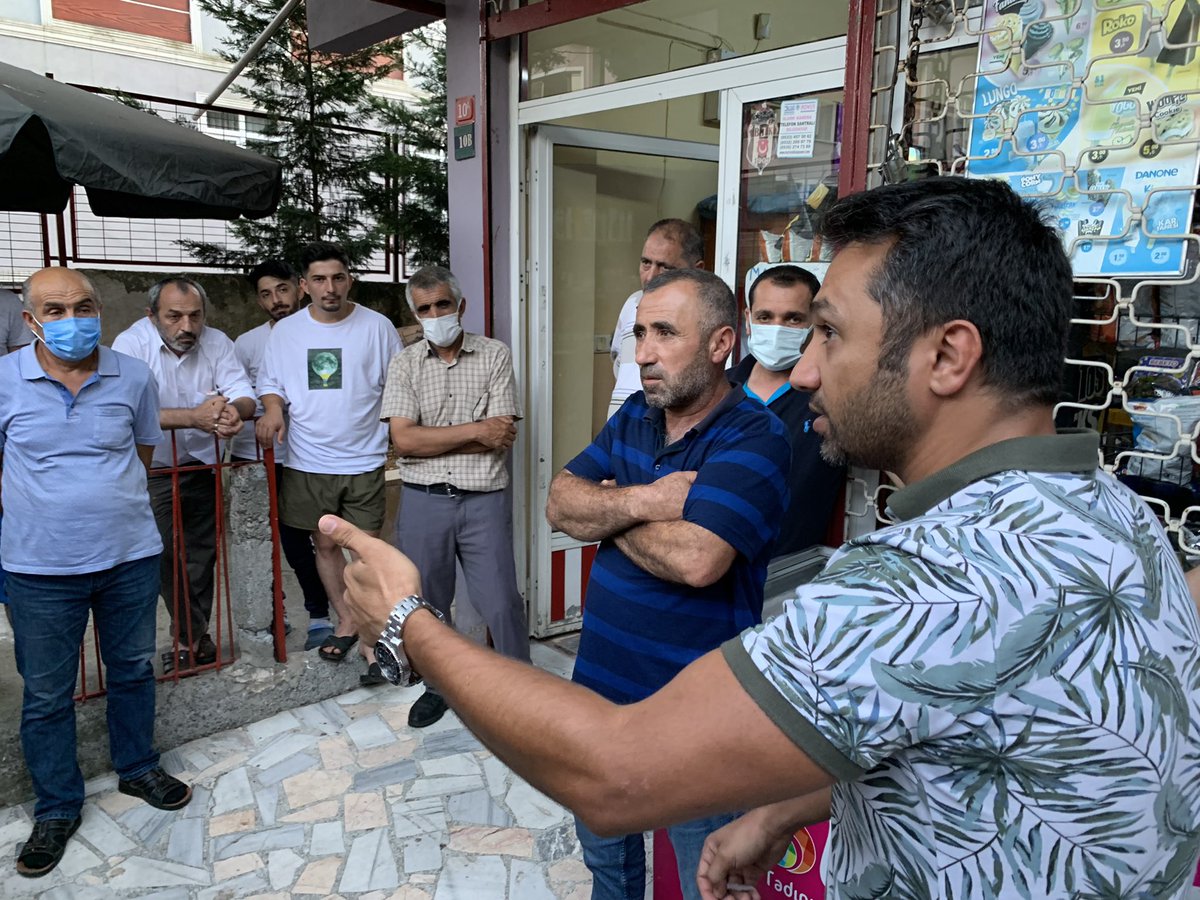 mozgurureten's tweet photo. #Parseller Mahallemiz, 2076 parselde yaşayan hemşehrilerimizle bir araya geldik. #Ümraniye’miz ve bölgenin; mülkiyet sorunları, imar hakları, planlama süreçleri ve genel gündem konular hakkında bilgi alışverişinde bulunduk.
#BirlikteBaşaracağız
#16MilyonİçinÇalışıyoruz
#CHP https://t.co/CMatIaC9Uu