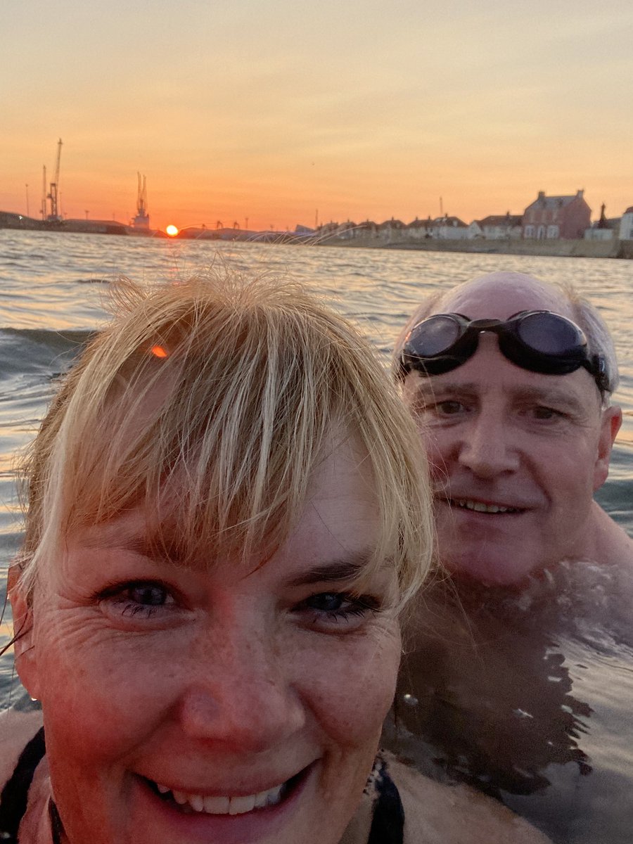 AngHemsley's tweet photo. Sunset swim date!! #Seaswimming #NaturePhotography #love https://t.co/lrN7TTpbeP