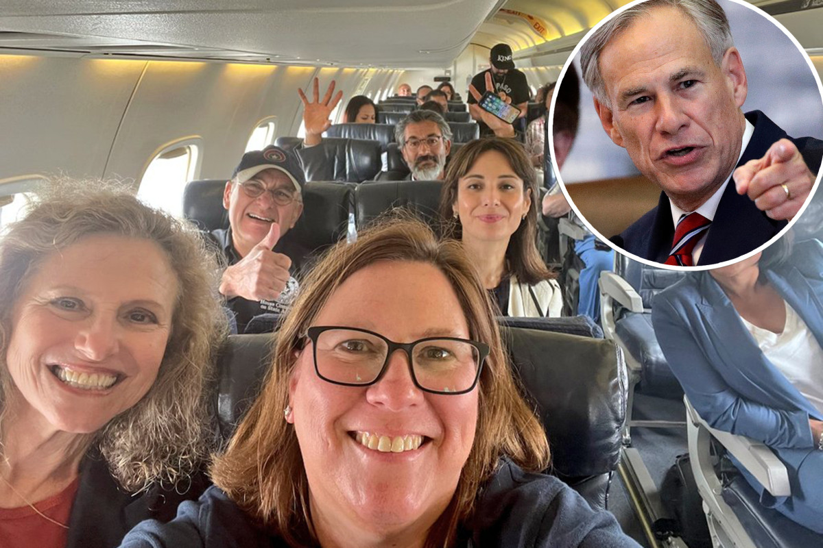 nypost's tweet image. 3 Texas Dems who fled state — maskless — to block GOP voting bill now have COVID trib.al/ht8TbwC