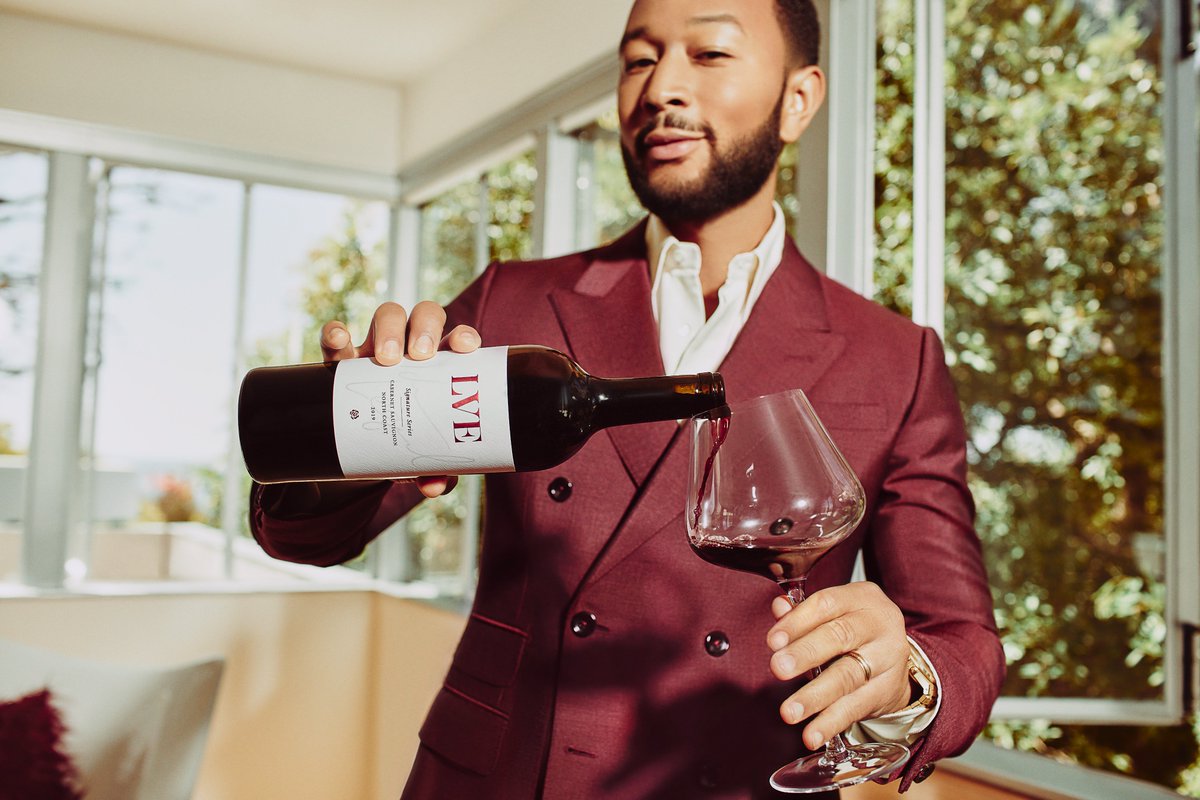 John Legend on Twitter: "New @LVE_Wines signature series Cabernet and  Chardonnay available now at @TotalWine and @OakvilleGrocery! Learn more:  https://t.co/XuqcsE4jQb https://t.co/QYN1g0hGzo" / Twitter