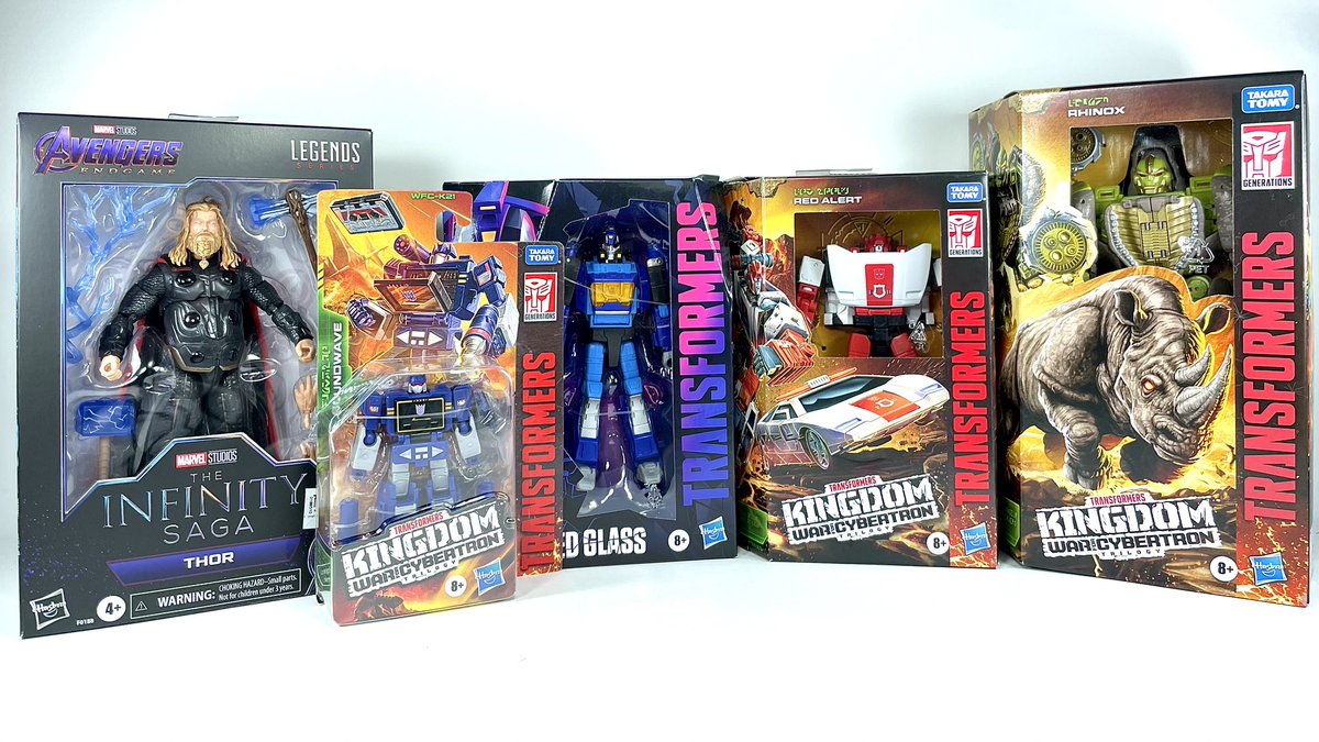 fxfranz's tweet photo. #weekend #toyhaul #transformers #marvellegends #chefatron https://t.co/4UIQvnH5WM