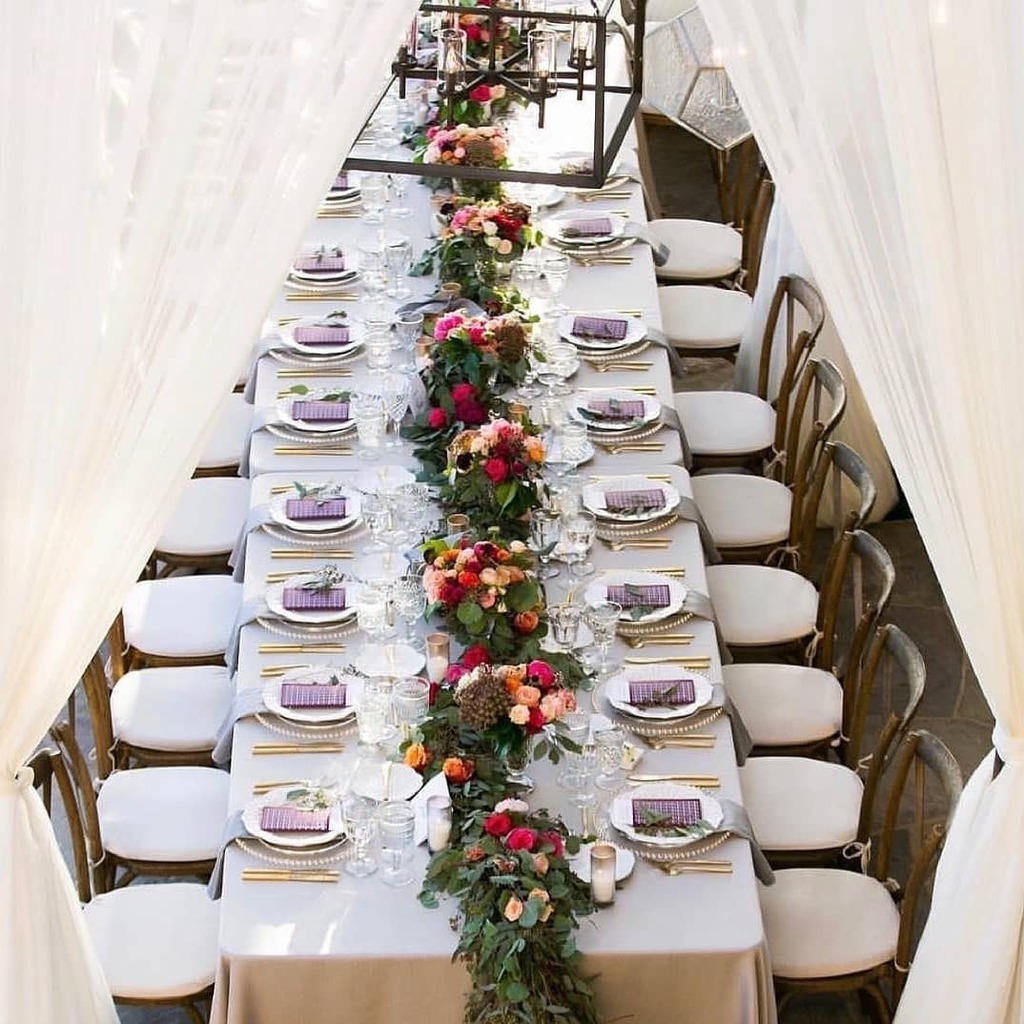 📸: @insideweddings A bird’s eye view of tablescape perfection. 👌🏼 ​ ​Photo: @callawaygable ​Floral Design: @lilla_bello ​Planning: @sterlingengagements ​Linens: @luxe_linen