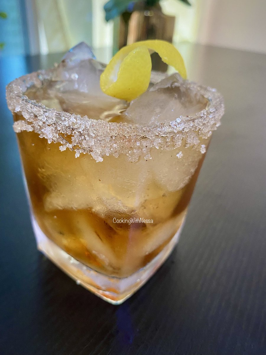 cookingwithness's tweet photo. Staying in tonight? Do you have whiskey? Well this is a cocktail recipe for you! Enjoy! ❤️🥃

Recipe: https://t.co/FipwoG1b5t 

Alcohol from @bottomsupbottle https://t.co/sHqIii6pnq