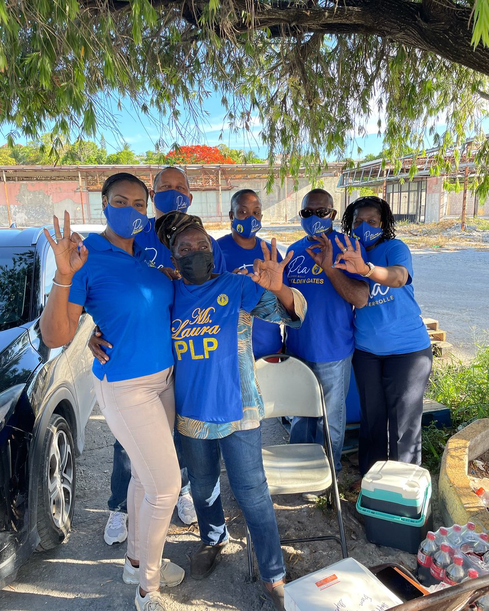 PiaGloverRolle's tweet photo. My team and I paid a special visit to Ms. Laura to wish her a Happy 78th Birthday!
#PLPStalwart
#CampaignChronicles
#PiaforGoldenGates https://t.co/uD5cVrOkI8