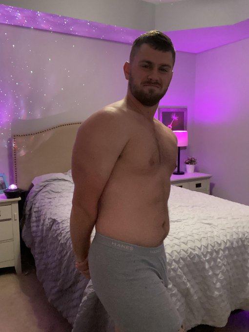 1 pic. Brand new content creator…Veteran and Aspiring bodybuilder…check him out now! New content weekly