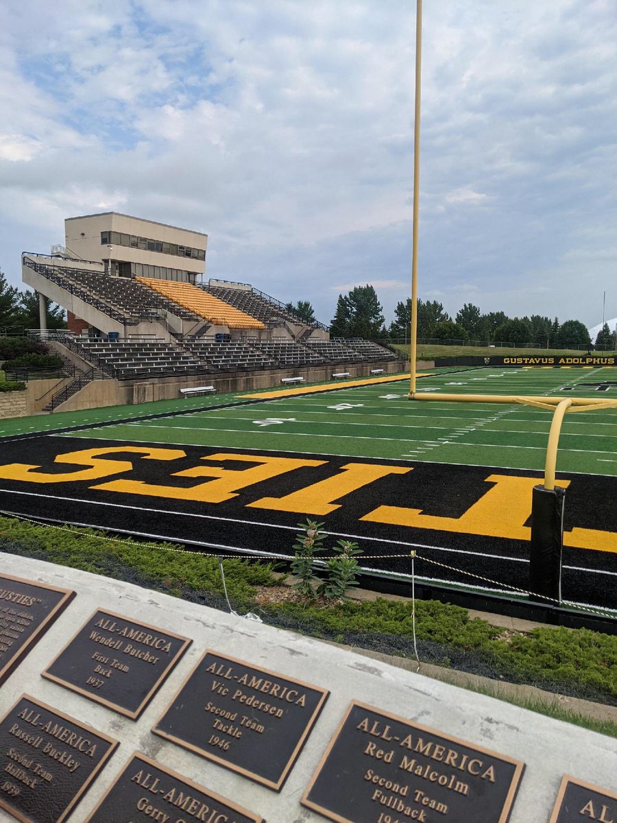 ConnorBesky's tweet photo. @GAC_Football Thanks so much for inviting me to visit. Learned a lot about the program both on and off the field. Excited to see a home game this fall! #GoGusties!🏈@coachcosgrove18 and Head coach Peter Haugen @Coach_Tolly @PrepRedzoneMN @OliverJamesWes1 https://t.co/mbUPnyHqkW