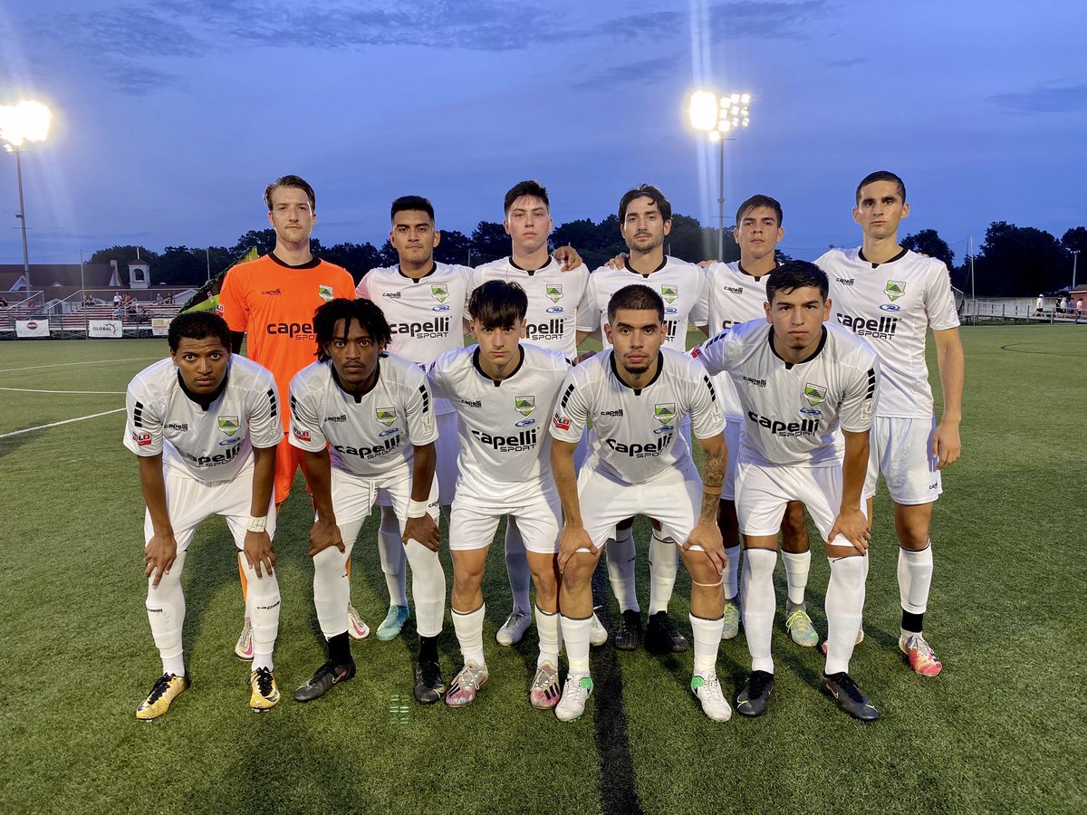 CedarStarsRush's tweet photo. Not the ending we wanted, but incredibly proud of these boys for their performance last night and helping to take the club to places it’s never been before! 

Be back and ready for @uslleaguetwo action in 2️⃣0️⃣2️⃣2️⃣, and best of luck to the boys on their upcoming college seasons! https://t.co/zD8IYuxbjI
