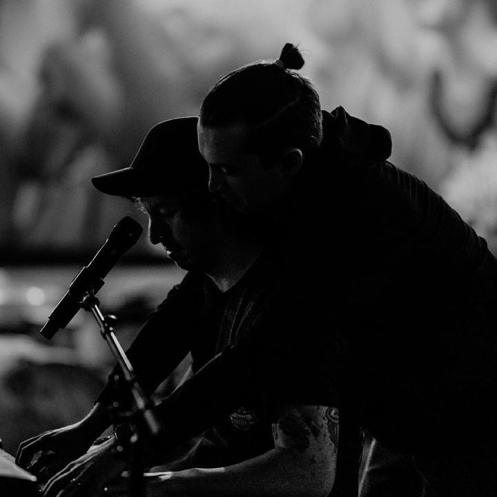 TOPUPDATERS's tweet photo. 1 RT = 1 VOTE
1 REPLY = 1 VOTE

#MTVHottest twenty one pilots https://t.co/mO8SbXR0rg