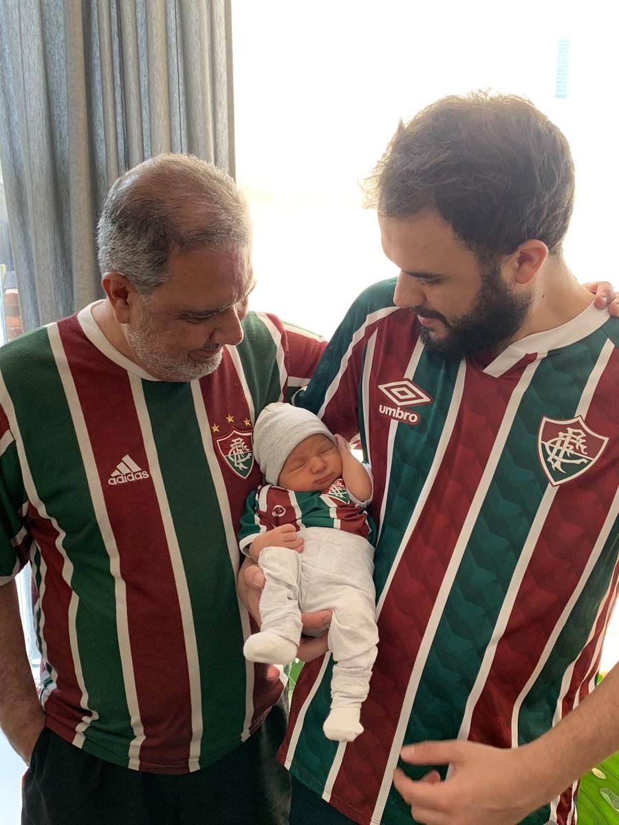 As 3 Gerações! Vence o ⁦@FluminenseFC⁩ . #FluminenseFC #BRFLU ⁦@canalpremiere⁩