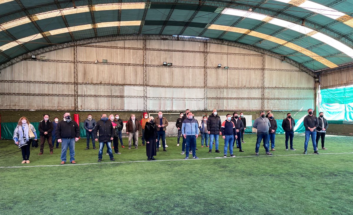 Hoy junto a los compañeros de <a href="/partido3p/">Partido Tercera Posición</a> de la primera sección electoral preparándonos para lo que viene. #VamosConVos💪🏼🇦🇷

<a href="/RandazzoF/">Florencio Randazzo</a> 
<a href="/GracielaCamano/">Graciela Camaño</a>