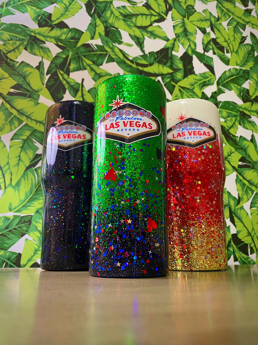loftluxevegas's tweet image. Today’s shipment is looking extra cute 🎰❤️🎰 if you see these in Vegas I made them 😍 #GamblingTwitter #casinocups #luckycup #lasvegas #vegas #vegasvacation #vegas2021