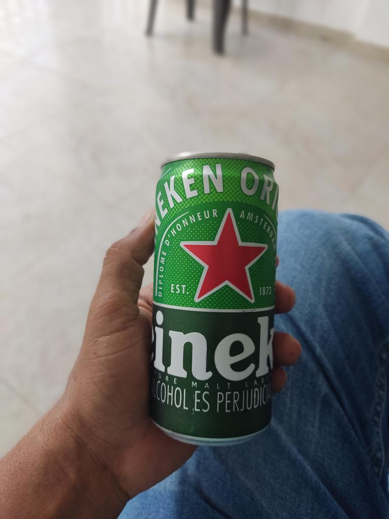 nilgueton's tweet photo. Pa está calor insoportable una 🍺 https://t.co/djD1XE2bw1
